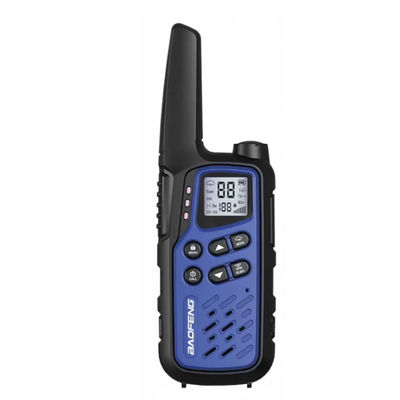 kupować IPX4 Waterproof 5W Output Power UHF Walkie Talkie with 0-5km Talk Range and Rechargeable Battery produkcja internetowa
