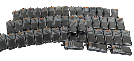 kupować Wodoodporny radiotelefon Hytera IP55 z baterią 2000-2500 mAh i cyfrowym radiem DMR o dużej mocy 5W produkcja internetowa