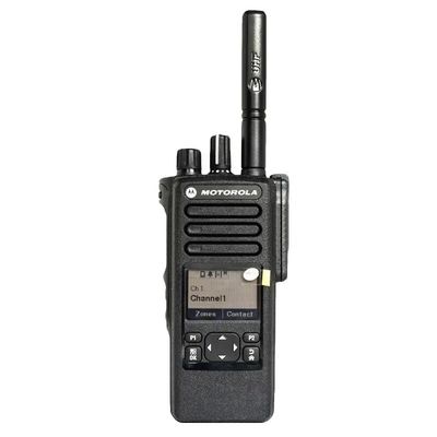 Kompaktowe i wydajne radio Motorola DMR z mocą wyjściową 1/4/5W w języku operacyjnym angielskim